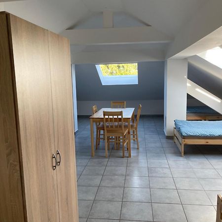 Kavkaz Restaurant & Hotel Ломар Екстериор снимка
